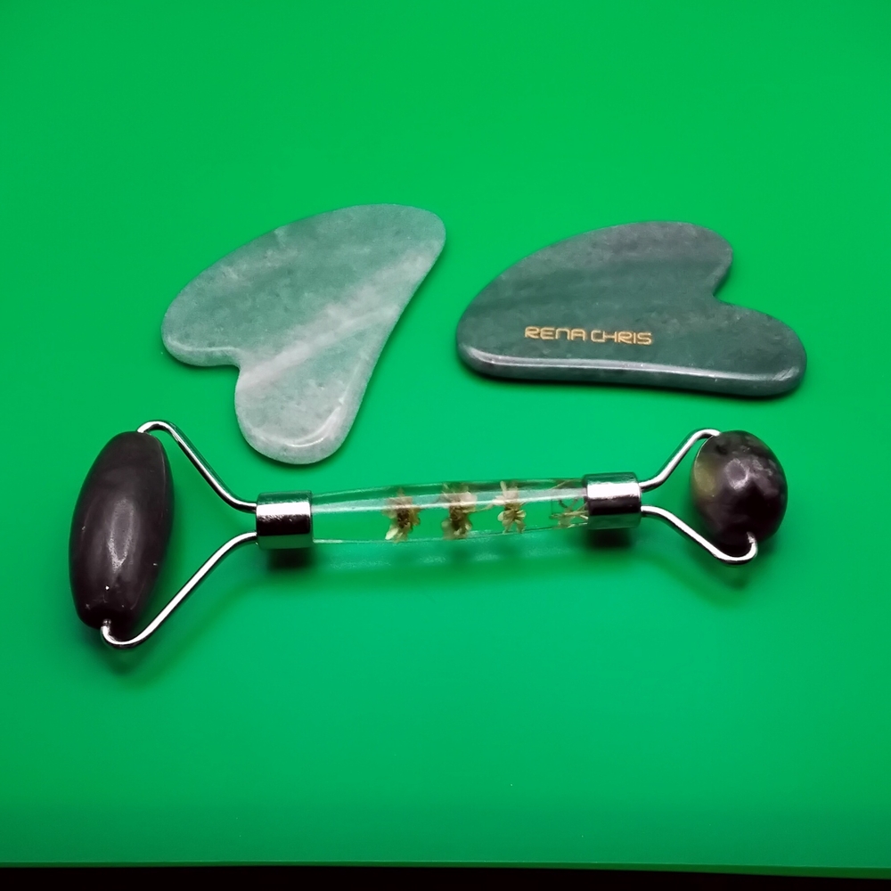 Natural Jade Fossil Facial Roller w/2 Gua Sha Facial Massager